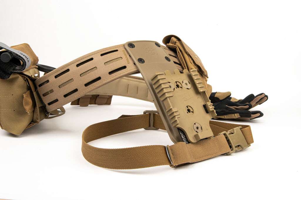 Leg Strap for Holster Adapter (4) Leg Strap for Holster Adapter