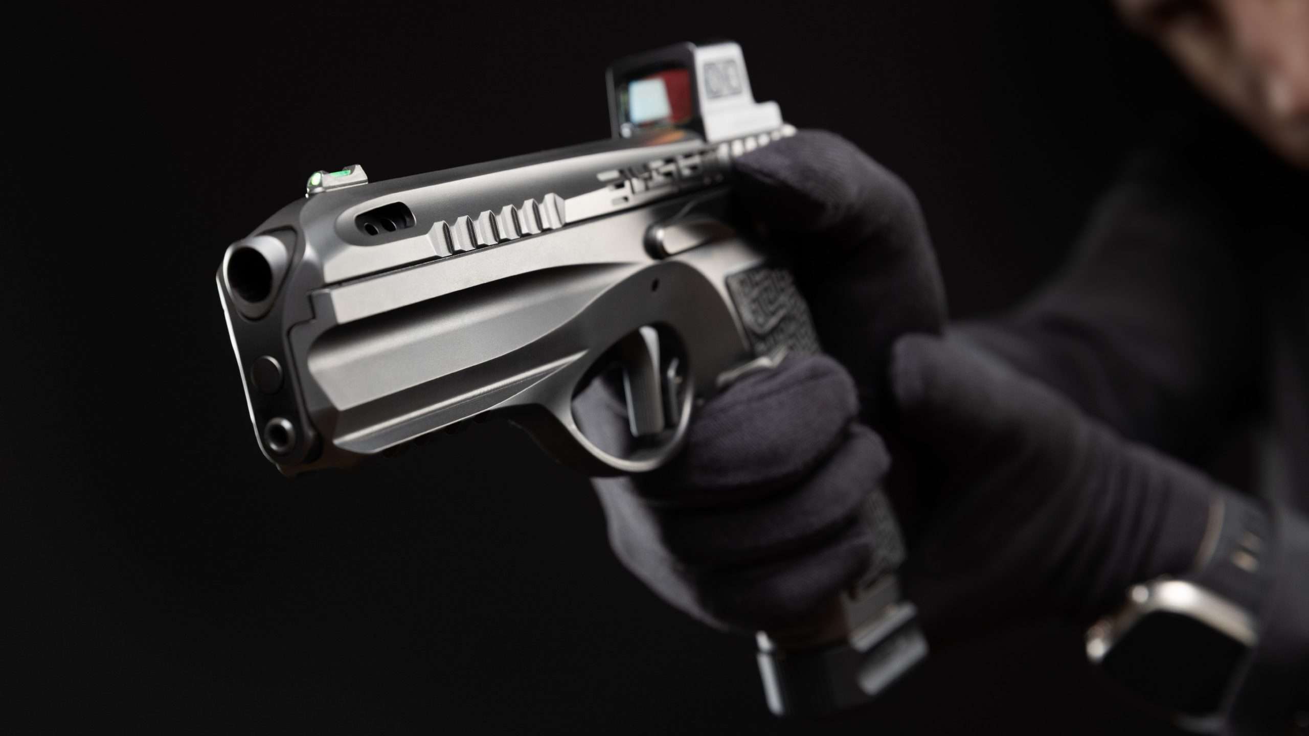 The Créapeiron Elysien Pistol (8)