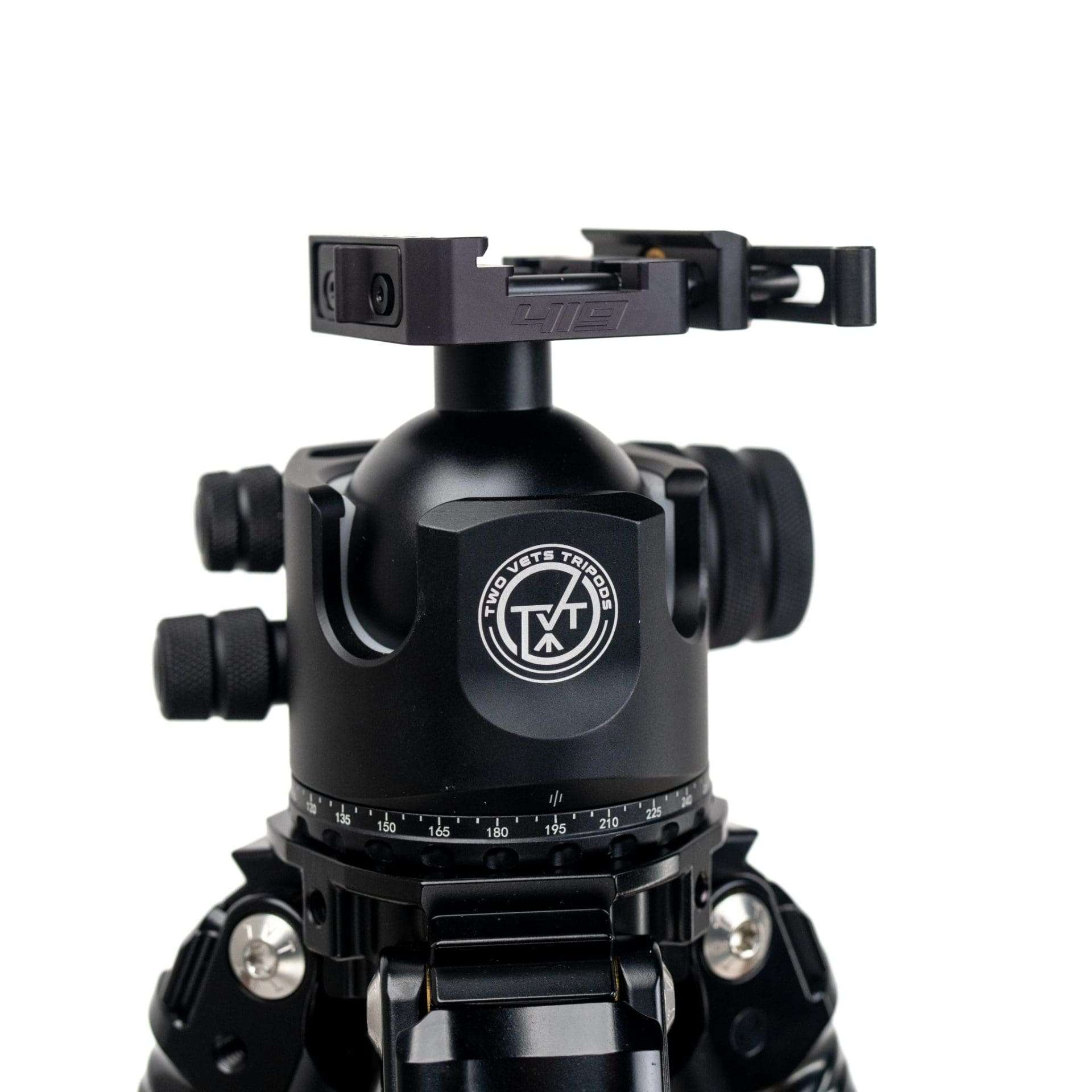 Two Vets Tripod with Area 419 ARCALOCK Dual Clamp - The QDT V2 LS I Two Vets Tripod with Area 419 ARCALOCK Dual Clamp – The QDT V2 LS